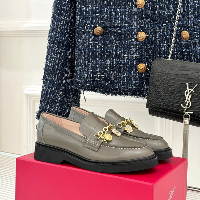 ROGER VIVIER 25S RANGERS CHAIN LOAFER IN OLIVE GRAY CALFSKIN
