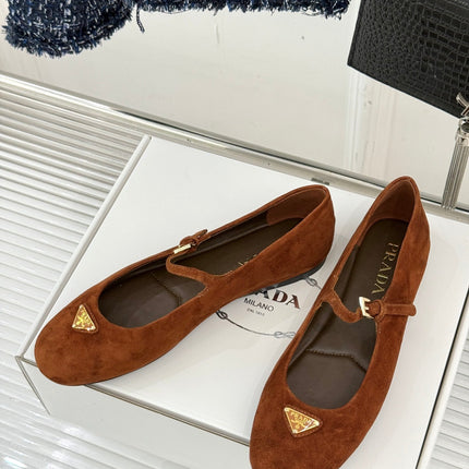 PRADA 25S SOFT PADDED BALLERINAS IN BURNT ORANGE SUEDE