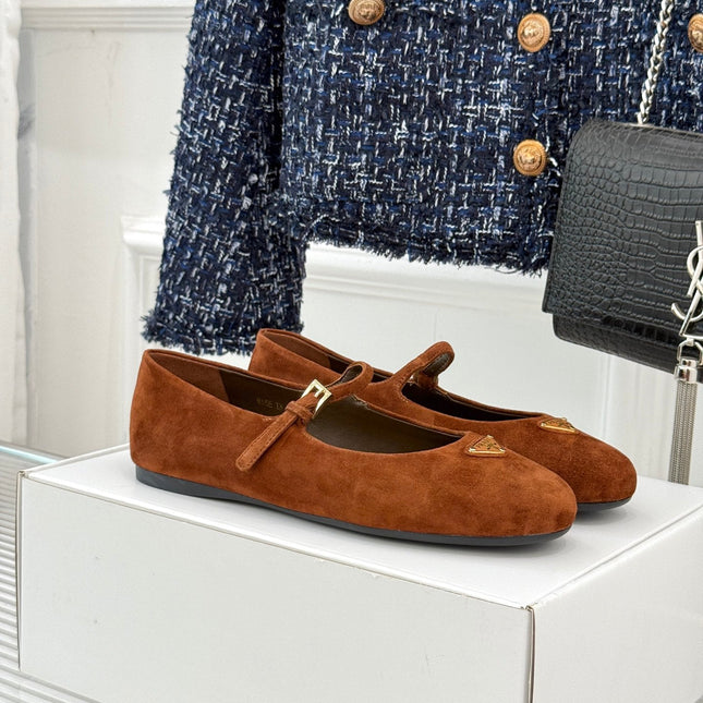 PRADA 25S SOFT PADDED BALLERINAS IN BURNT ORANGE SUEDE