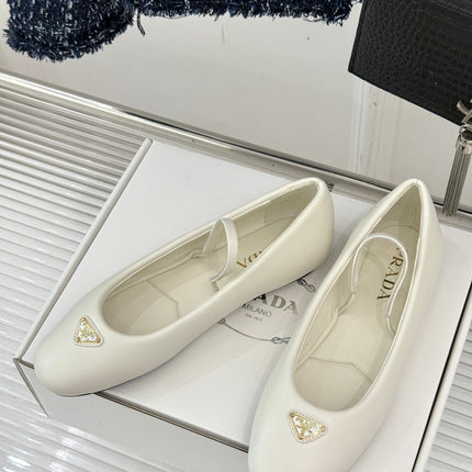 PRADA 25S SOFT PADDED BALLERINAS IN IVORY NAPPA LEATHER