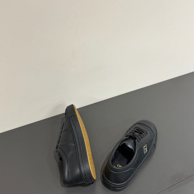 FF TRAINER SNEAKER IN BLACK CALFSKIN