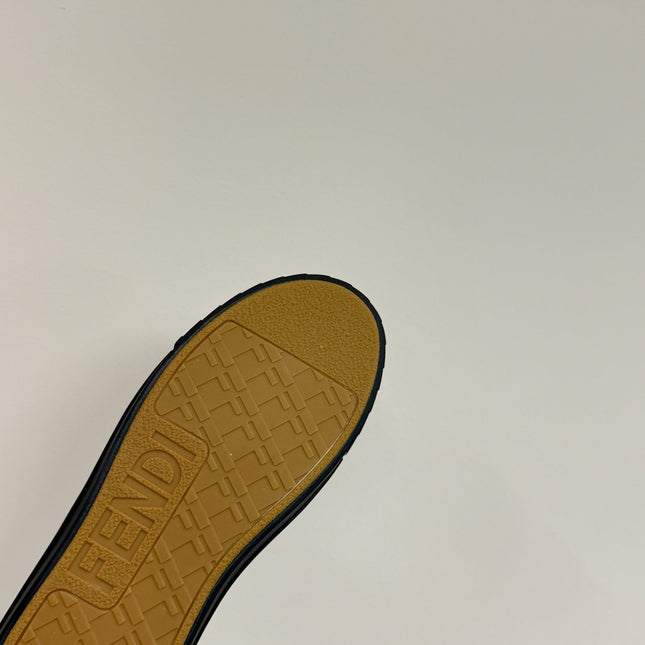 FF TRAINER SNEAKER IN BLACK CALFSKIN