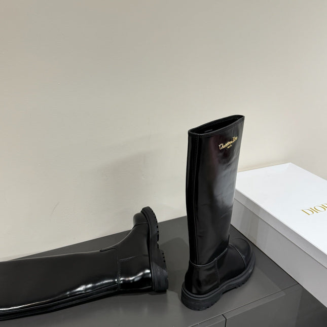 D-TOWN BOOTS IN BLACK PATENT CALFSKIN