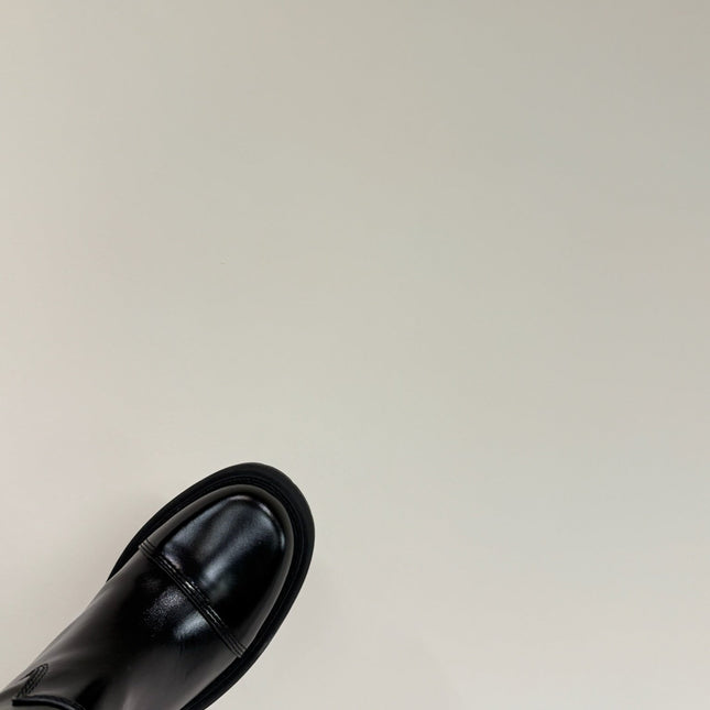 D-TOWN BOOTS IN BLACK PATENT CALFSKIN