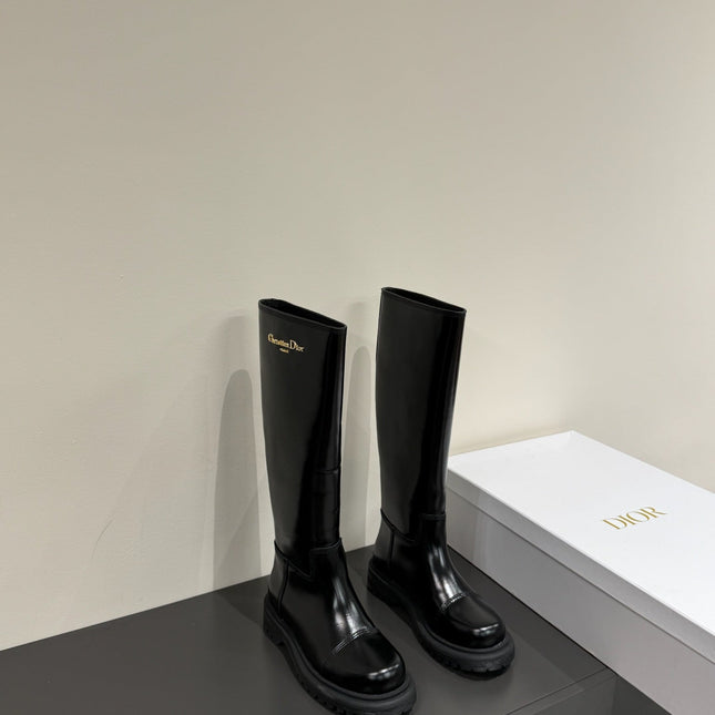 D-TOWN BOOTS IN BLACK PATENT CALFSKIN