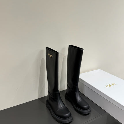 D-TOWN BOOTS IN BLACK CALFSKIN