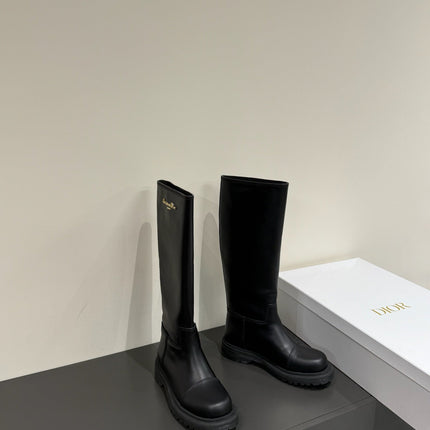 D-TOWN BOOTS IN BLACK CALFSKIN