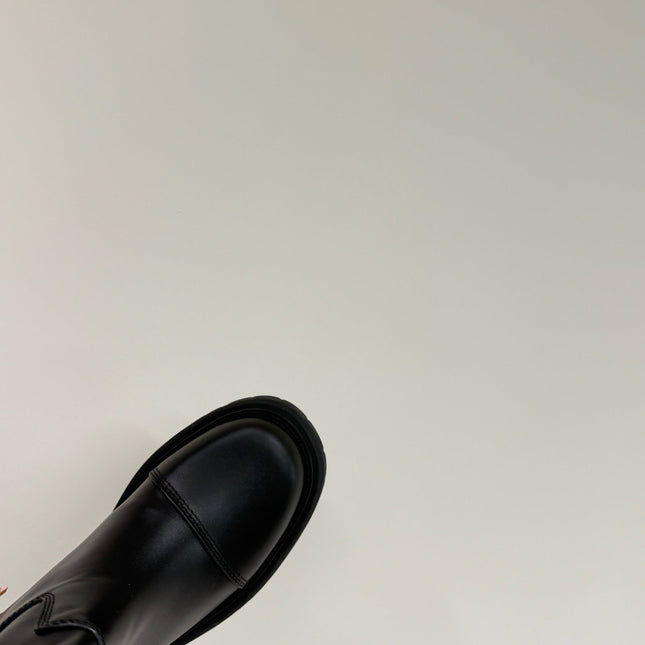 D-TOWN BOOTS IN BLACK CALFSKIN
