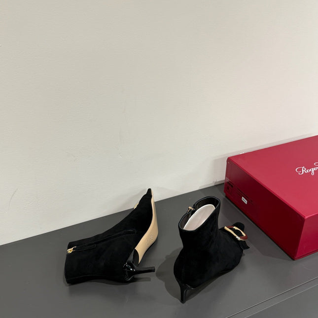 BELLE VIVIER CHELSEA BOOTIES IN BLACK SUEDE