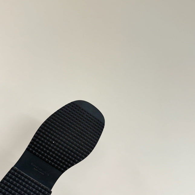 DETROIT SOCK BOOT IN BLACK CALFSKIN