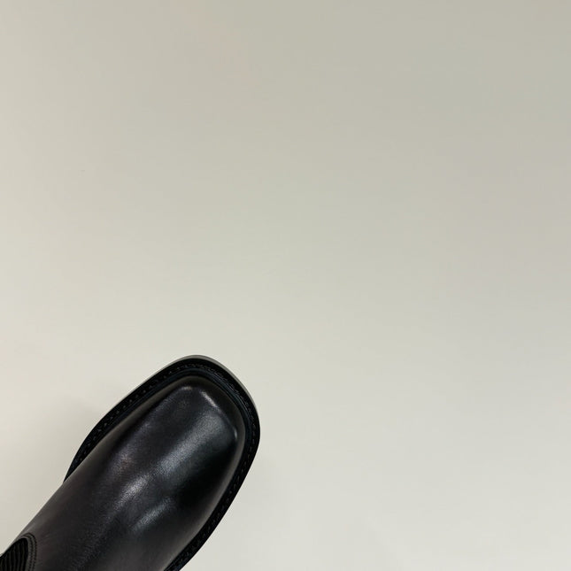 DETROIT SOCK BOOT IN BLACK CALFSKIN