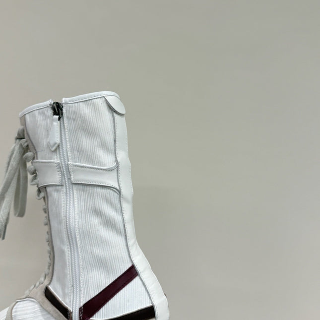 LACE-UP BOOTS IN BEIGE SUEDE AND WHITE MESH