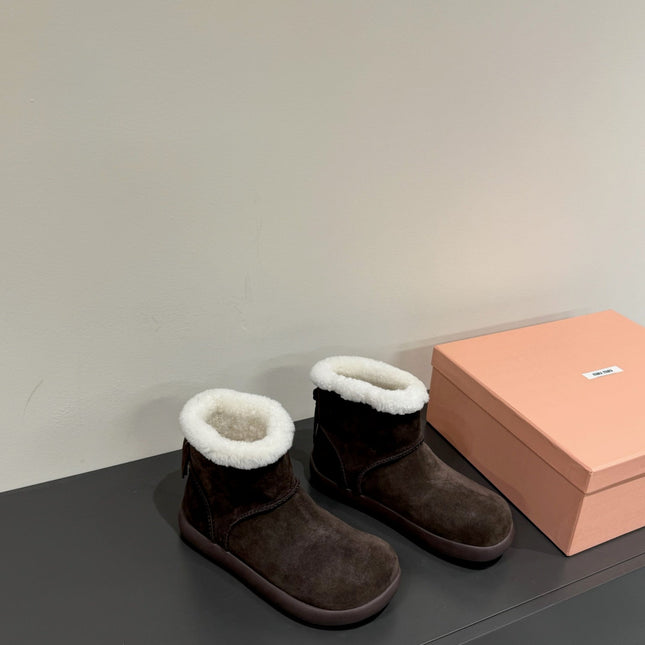 ANKLE BOOTS IN DARK CHOCOLATE SUEDE AND FLEECE LINING