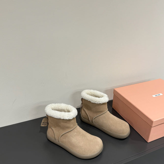 ANKLE BOOTS IN DESERT BROWN SUEDE AND FLEECE LINING