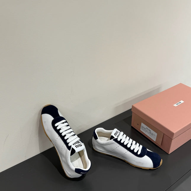 PLUME SNEAKERS IN WHITE NAPPA LAMBSKIN AND NAVY SUEDE
