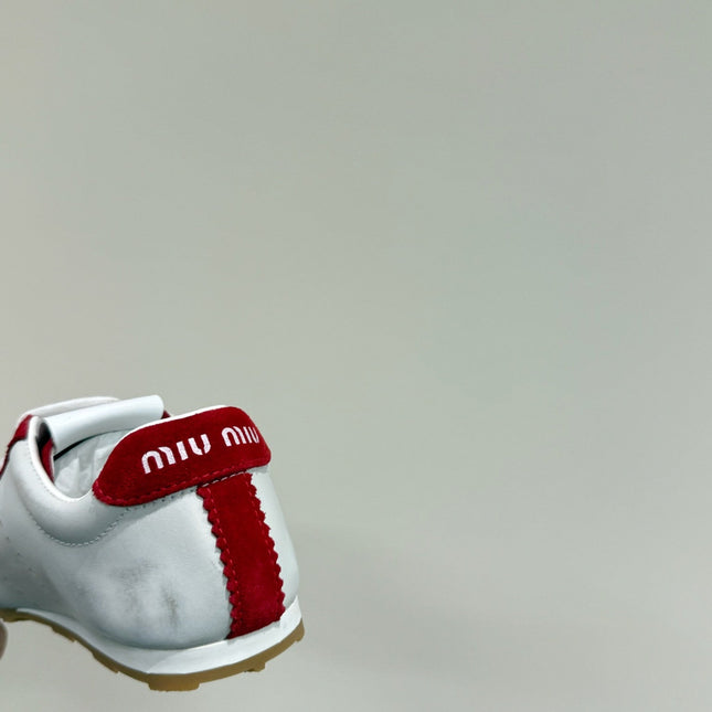 PLUME SNEAKERS IN WHITE NAPPA LAMBSKIN AND RED SUEDE