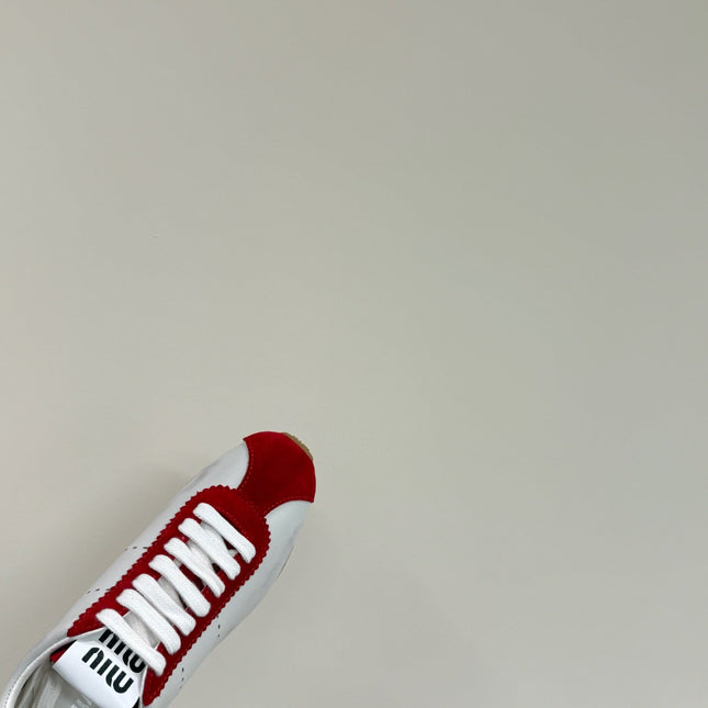 PLUME SNEAKERS IN WHITE NAPPA LAMBSKIN AND RED SUEDE