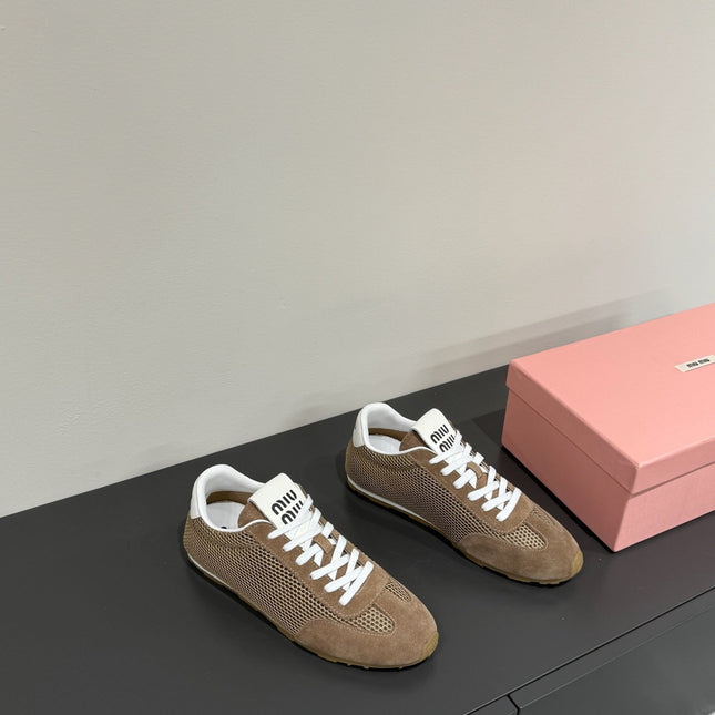 RETRO SNEAKERS IN COFFEE BROWN MESH AND SUEDE