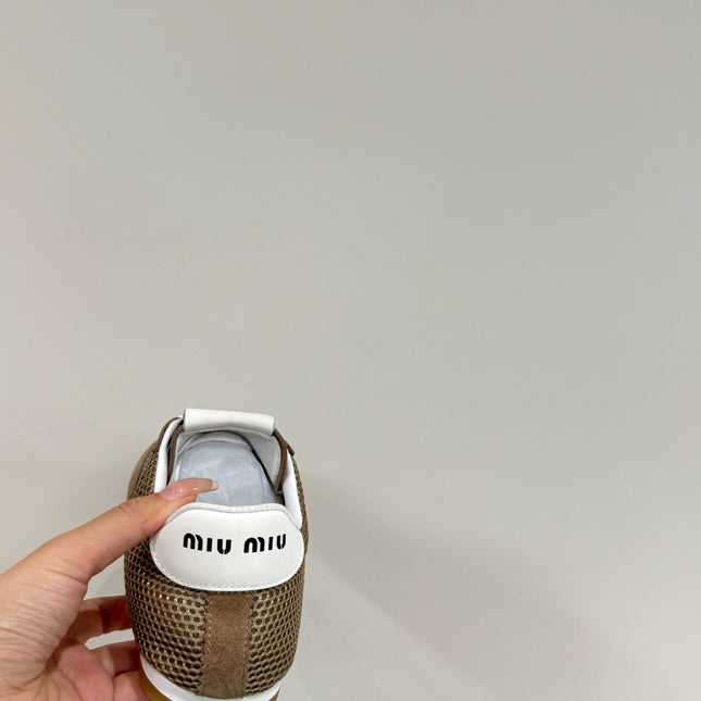 RETRO SNEAKERS IN COFFEE BROWN MESH AND SUEDE