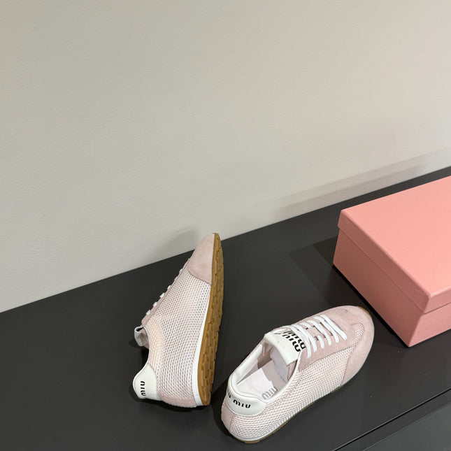 RETRO SNEAKERS IN PASTEL PINK MESH AND SUEDE