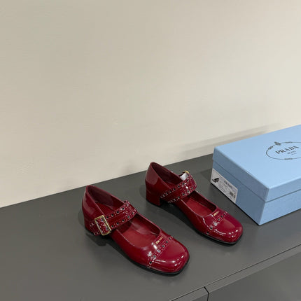 MARY JANE PUMPS IN BURGUNDY RED GLOSSY CALFSKIN