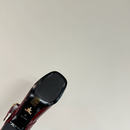 MARY JANE PUMPS IN BURGUNDY RED GLOSSY CALFSKIN