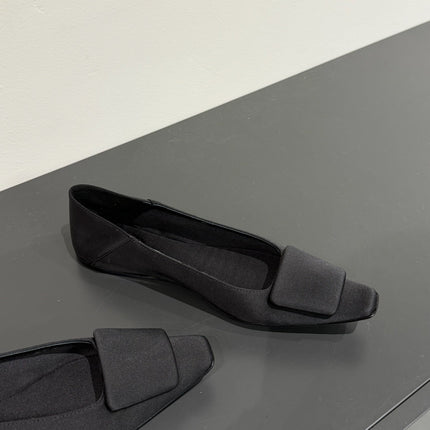 POPPY BALLET FLATS IN BLACK SILK