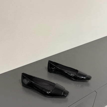 POPPY BALLET FLATS IN BLACK GLOSSY LAMBSKIN