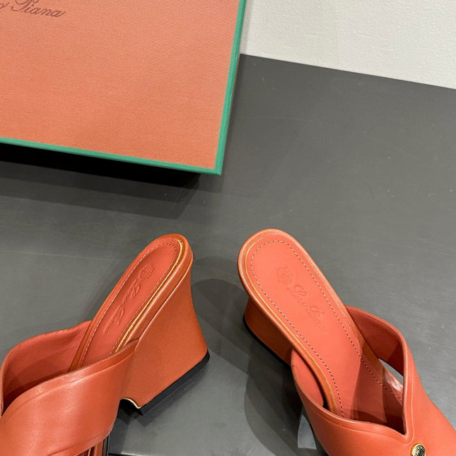 LP HIGH HEELS 25S IN RUST ORANGE LAMBSKIN