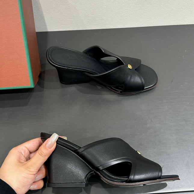 LP HIGH HEELS 25S IN BLACK LAMBSKIN