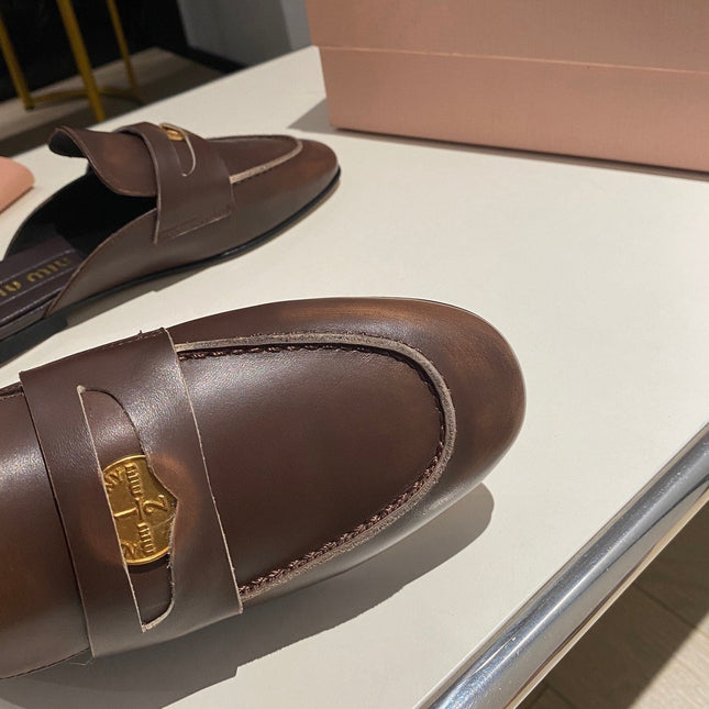 MULES SLIPPERS CHOCOLATE COLOR COWHIDE WITH GOLD COIN