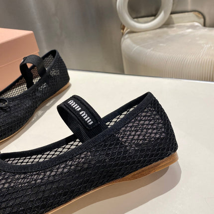 MARY JANE FLAT IN BLACK MESH
