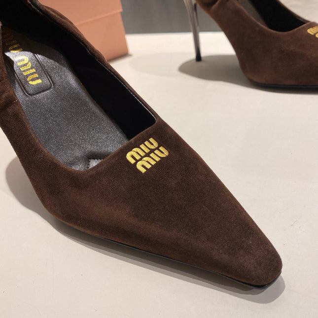 POINTED-TOE HIGH HEEL PUMPS IN CHOCOLATE SUEDE