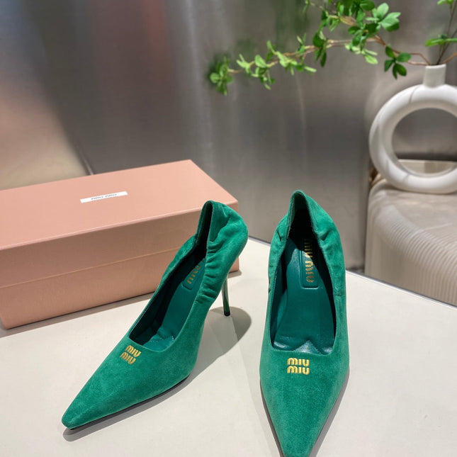 POINTED-TOE HIGH HEEL PUMPS IN GREEN SUEDE