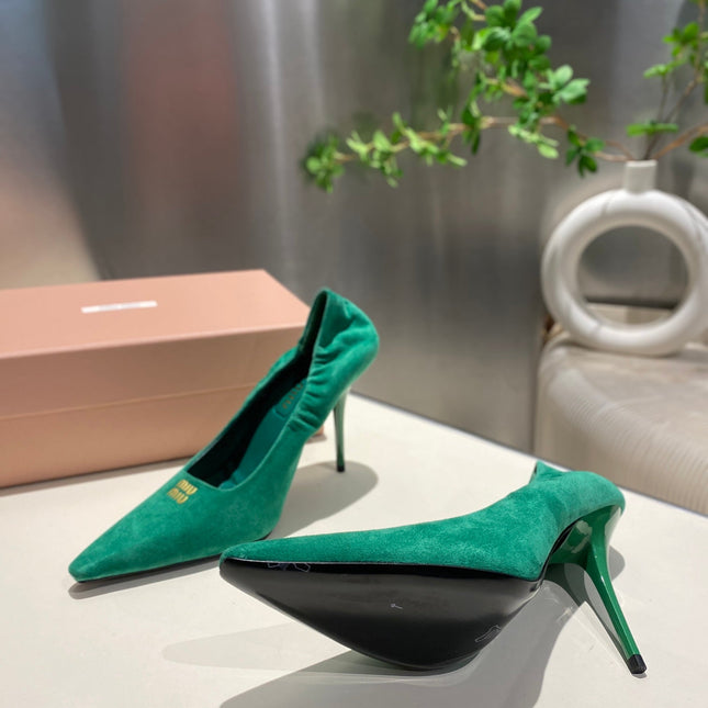 POINTED-TOE HIGH HEEL PUMPS IN GREEN SUEDE