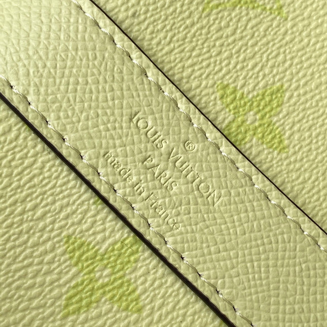 LV 25S KEEPALL BANDOULIÈRE 45 IN LIGHT OLIVE GREEN CALFSKIN SILVER HARDWARE