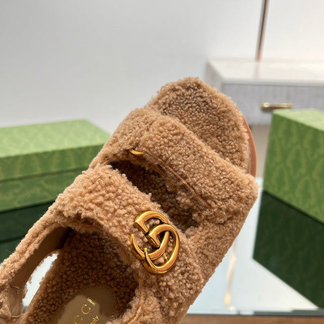 DAD SANDALS IN CIDER BROWN FLEECE WITH GOLD HARDWARE