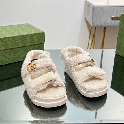 DAD SANDALS IN WHITE FLEECE WITH GOLD HARDWARE