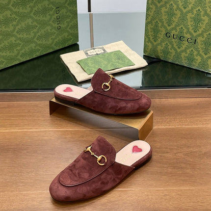 HORSEBIT MULE IN UMBER BROWN SUEDE WITH GOLD HARDWARE