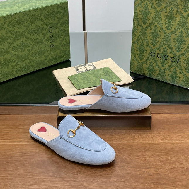 HORSEBIT MULE IN LIGHT BLUE SUEDE WITH GOLD HARDWARE