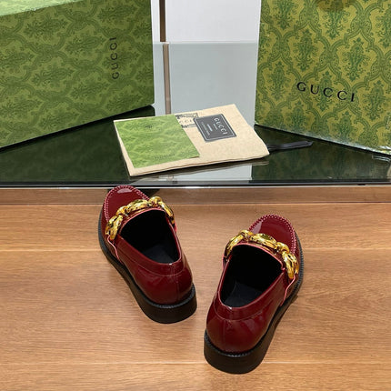 GG LOAFER SHOES IN BLOOD RED CALFSKIN WITH GOLD HARDWARE