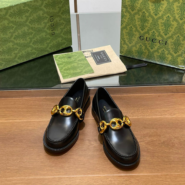 GG LOAFER SHOES IN BLACK CALFSKIN WITH GOLD HARDWARE