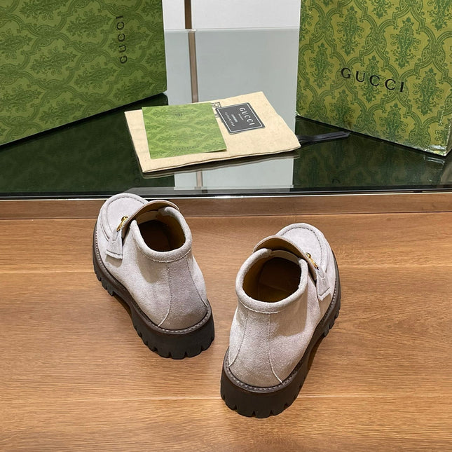 GG WOMEN'S HORSEBIT ANKLE BOOT IN KHAKI BROWN SUEDE