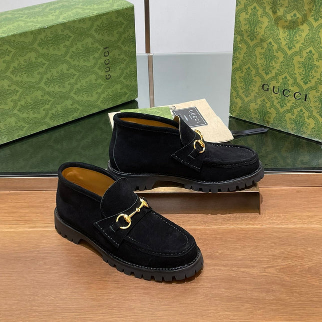 GG WOMEN'S HORSEBIT ANKLE BOOT IN BLACK SUEDE