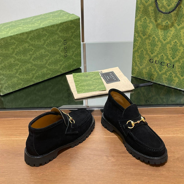 GG WOMEN'S HORSEBIT ANKLE BOOT IN BLACK SUEDE