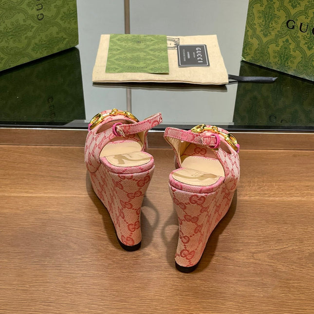 GG WEDGE PLATFORM IN LIGHT PINK MONOGRAM JACQUARD FABRIC