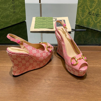 GG WEDGE PLATFORM IN LIGHT PINK MONOGRAM JACQUARD FABRIC