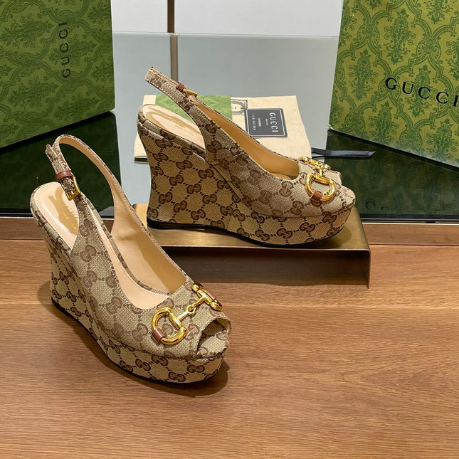 GG WEDGE PLATFORM IN CAMEL BROWN MONOGRAM JACQUARD FABRIC