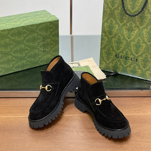 GG WOMEN'S HORSEBIT ANKLE BOOTS 4.5CM IN BLACK SUEDE