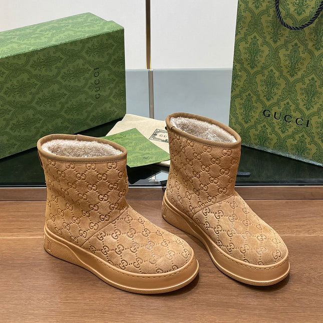 GG UGG BOOTS IN CIDER BROWN EMBOSSED SUEDE AND BEIGE WOOL LINING